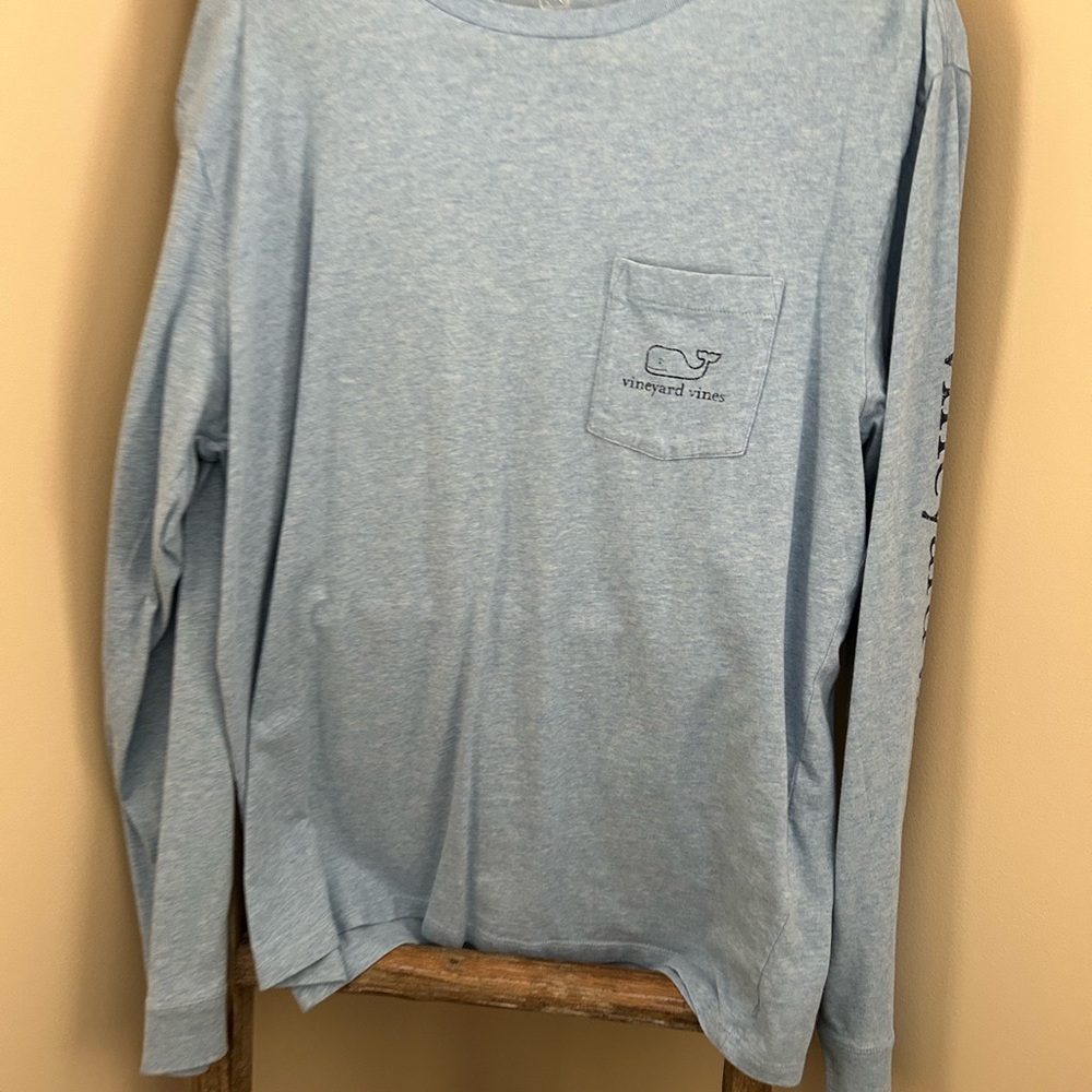 Vineyard Vines whale tee